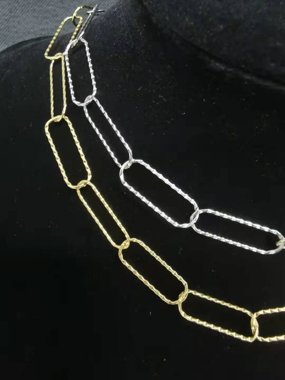 Round Flat Rectangle Chain