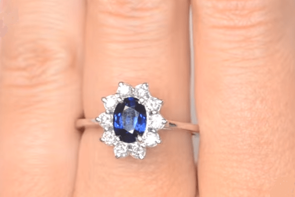 sapphire colours - blue sapphire ring