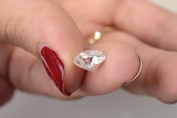 What Size Carat Engagement Ring?